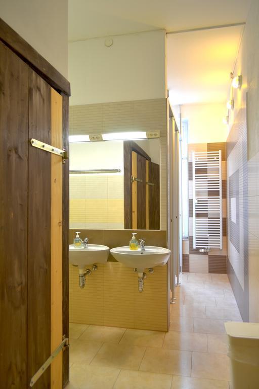 Oskars Absteige Hostel Leipzig Phòng bức ảnh