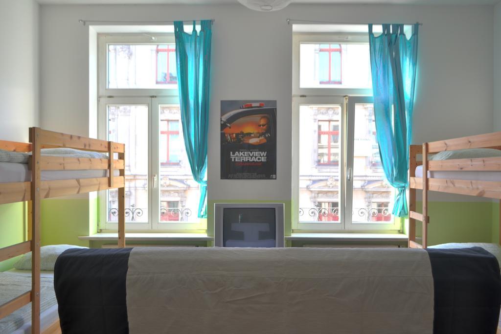 Oskars Absteige Hostel Leipzig Phòng bức ảnh