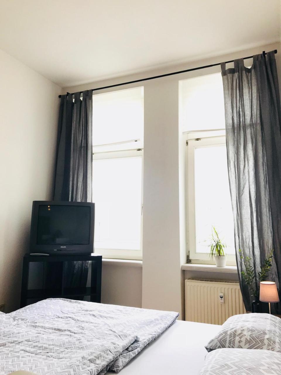 Oskars Absteige Hostel Leipzig Ngoại thất bức ảnh