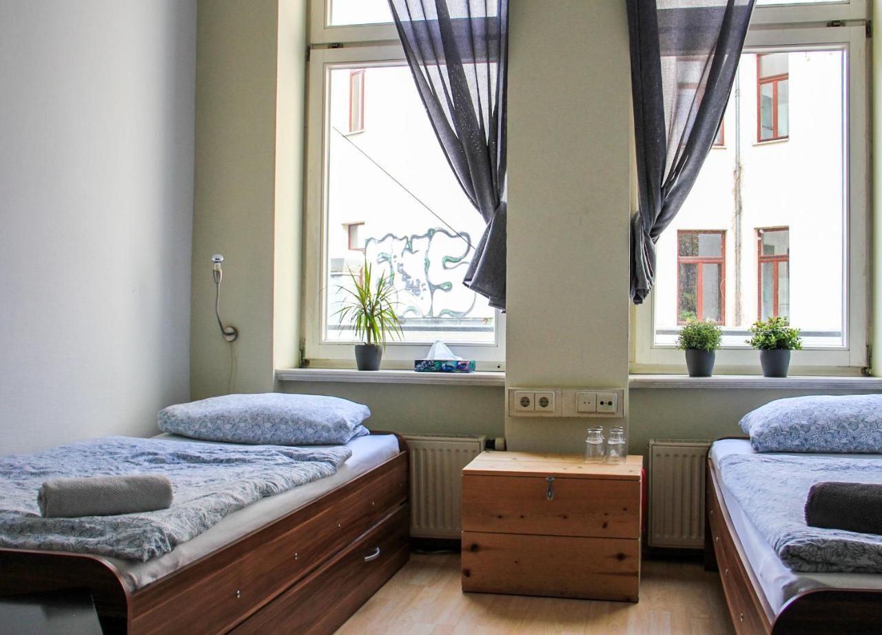 Oskars Absteige Hostel Leipzig Ngoại thất bức ảnh